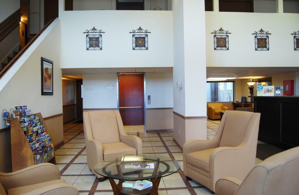 Super 8 By Wyndham Oklahoma City Exterior photo